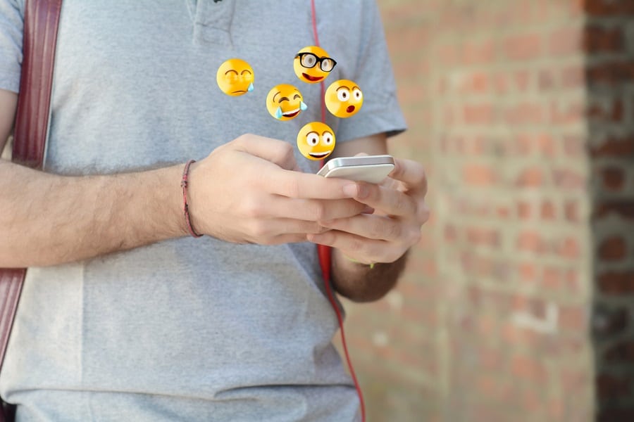 tips to change emoji reaction tapback in imessage